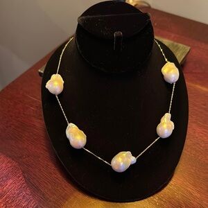 Elegant Pearl & 14K Gold Necklace